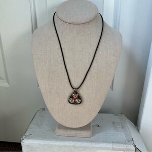 Cord necklace with triangle trident trinity pendant red shiny statement collar